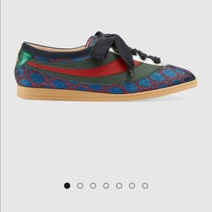 Gucci sneakers size 11. Sold out everywhere